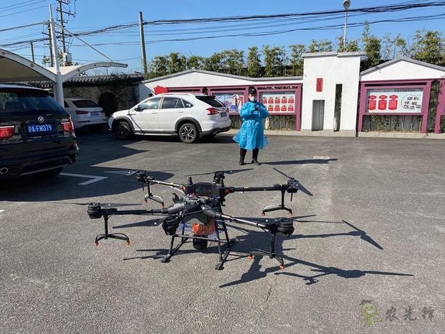農(nóng)業(yè)無人機變身&ldquo;運輸機&rdquo;，上海奉賢用無人機服務隔離人員