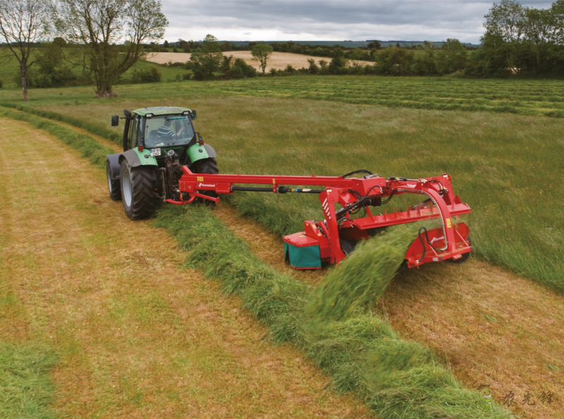 格蘭牧草設備，助力新疆草業發展