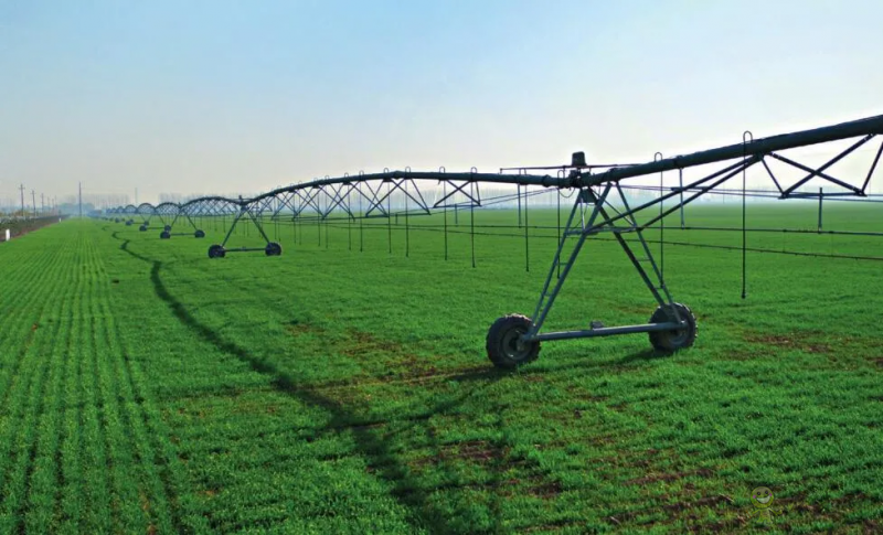 農(nóng)業(yè)農(nóng)村部:全力推進高標(biāo)準(zhǔn)農(nóng)田建設(shè),實施智慧農(nóng)業(yè)